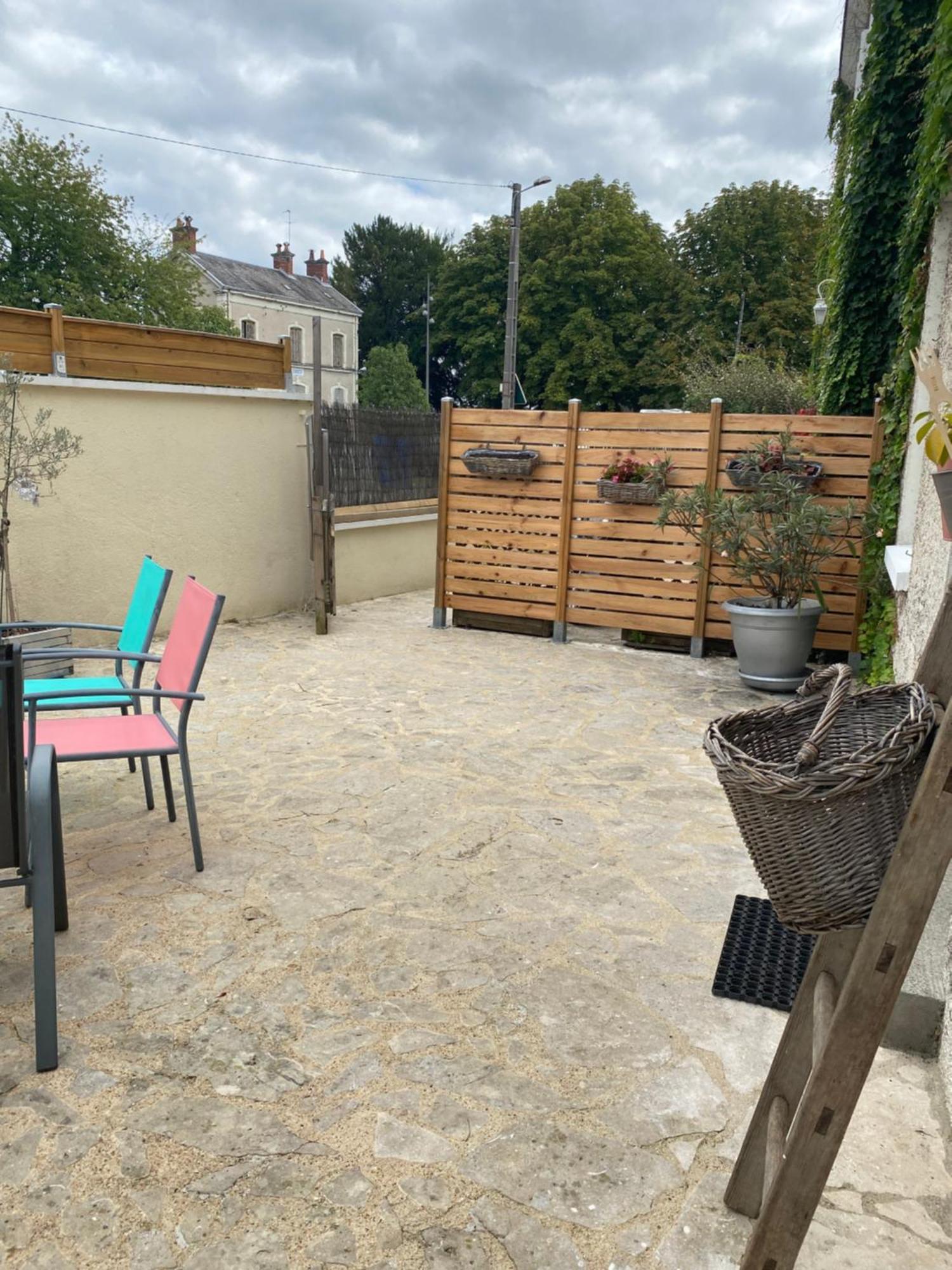 Studio Les Trois Maries Fondettes Proche Tours Exterior foto